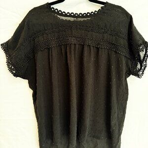 Women's Crewneck Lace Boho-Chic Short Sleeve Blouse